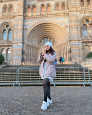 Shivali Parab Instagram - Namaste London 🧿
.
#shivaliparab #kalyanchichulbuli #love #london #namstelondon
