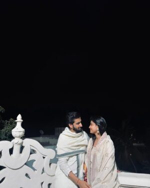 Shraddha Dangar Instagram - 🌙
.
.

Singer(s):
Aamir Mir
Aishwarya Majmudar

Direction & Concept:
Shraddha Dangar
.
Costume @jiviva_ 

Director of Photography (DOP):
Pritesh Pokiya
Hritik Sharma
Krunal Vyas

Gaffer:
Ghanshyam Virda
.
Makeup & hair @salon__25 
.