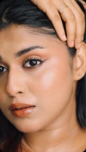 Actress Shruthy Sathyan HD Photos and Wallpapers February 2025