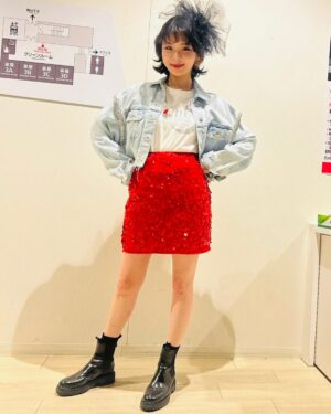 Shuri Instagram - 本当に
ありがとうございました🙇‍♀️🎙️‼︎‼︎

#OvertheMoon