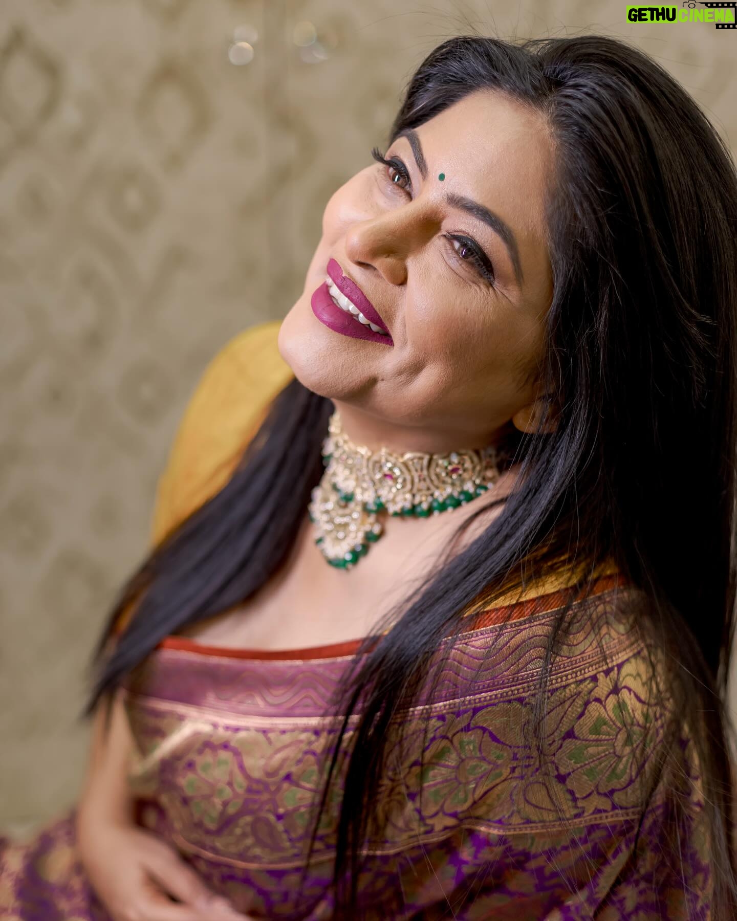 Shweta Shinde - 6.9K Likes - Pure festival bliss.āØ
PC : @storyart_by_hj
MUA : @tanvimakeupandhair