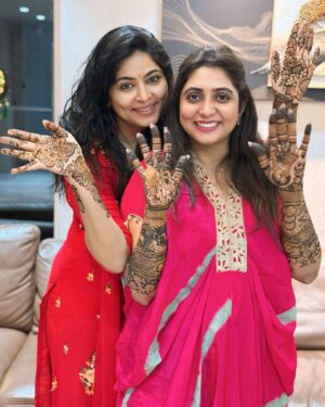 Shweta Shinde Instagram - A sister-in-law’s wedding…❤️
Once again Maharashtrian-Sindhi wedding in the family.
Love u dolly ❤️
#RaokiRani