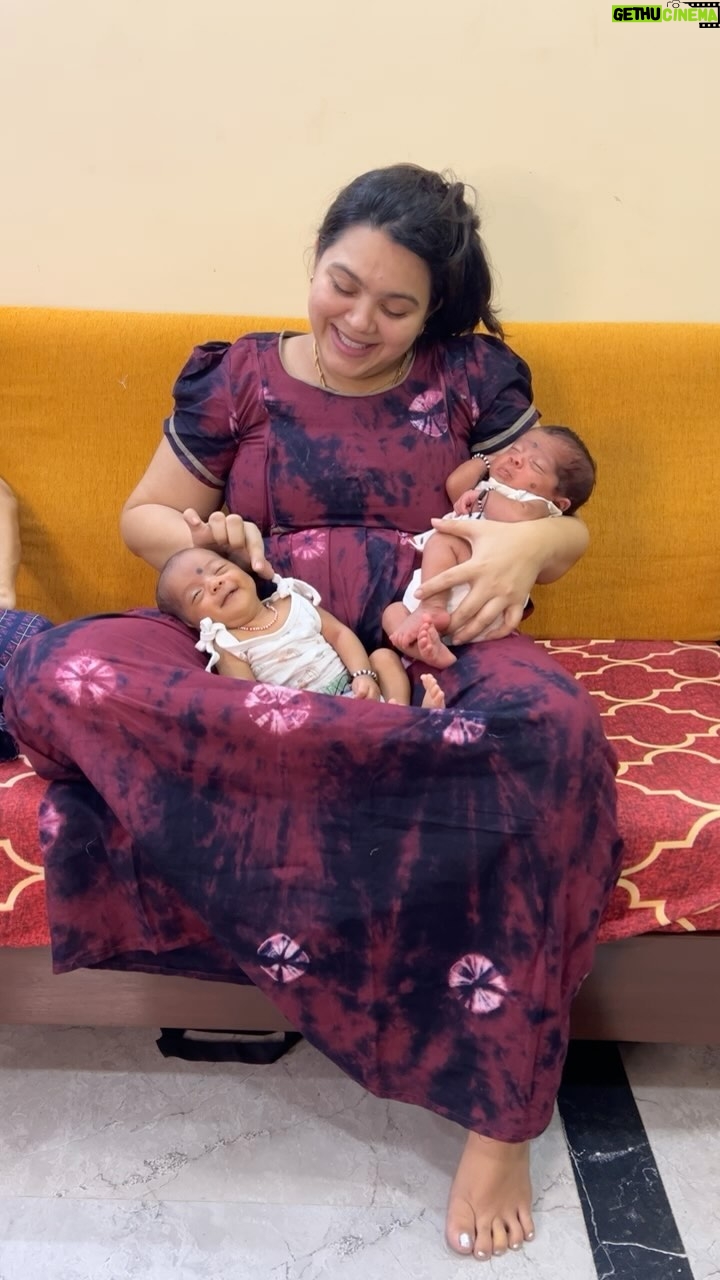 Shwetha Bandekar - 225.1K Likes - Chinna chinna kangal sirikiradho 😘😘😘😘
10 months completed to my laddus… stepping into 11 th month… Omg Days were running fast… missing those days u both were in my arms and lap 😥😥😥 Love my laddus Kridhan & Sarvashri ❤️❤️❤️❤️❤️❤️❤️😘😘😘😘😘😘😘😘