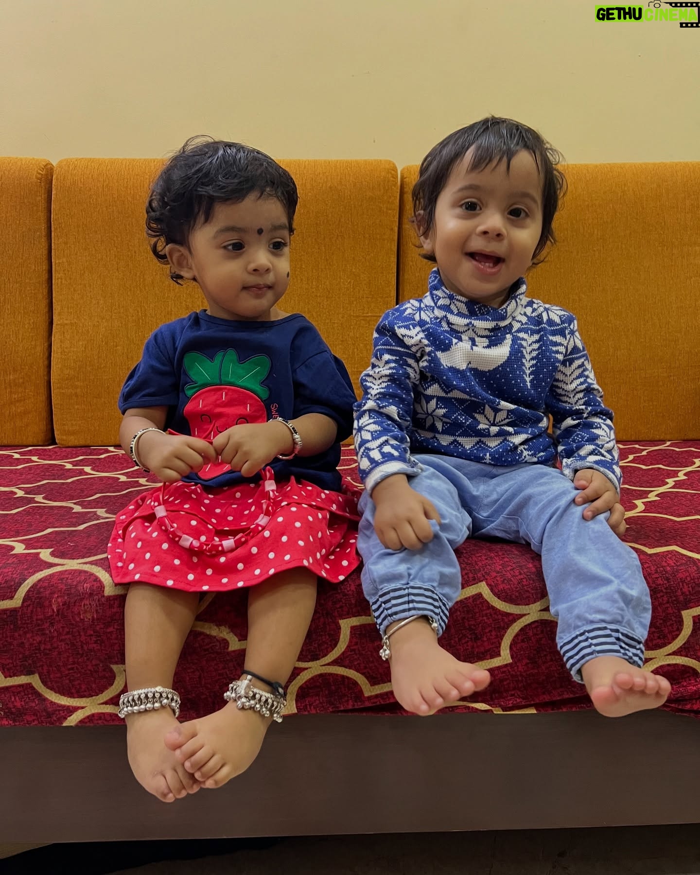 Shwetha Bandekar - 5.1K Likes - KS Twins wishing u a merry Christmas 🎅