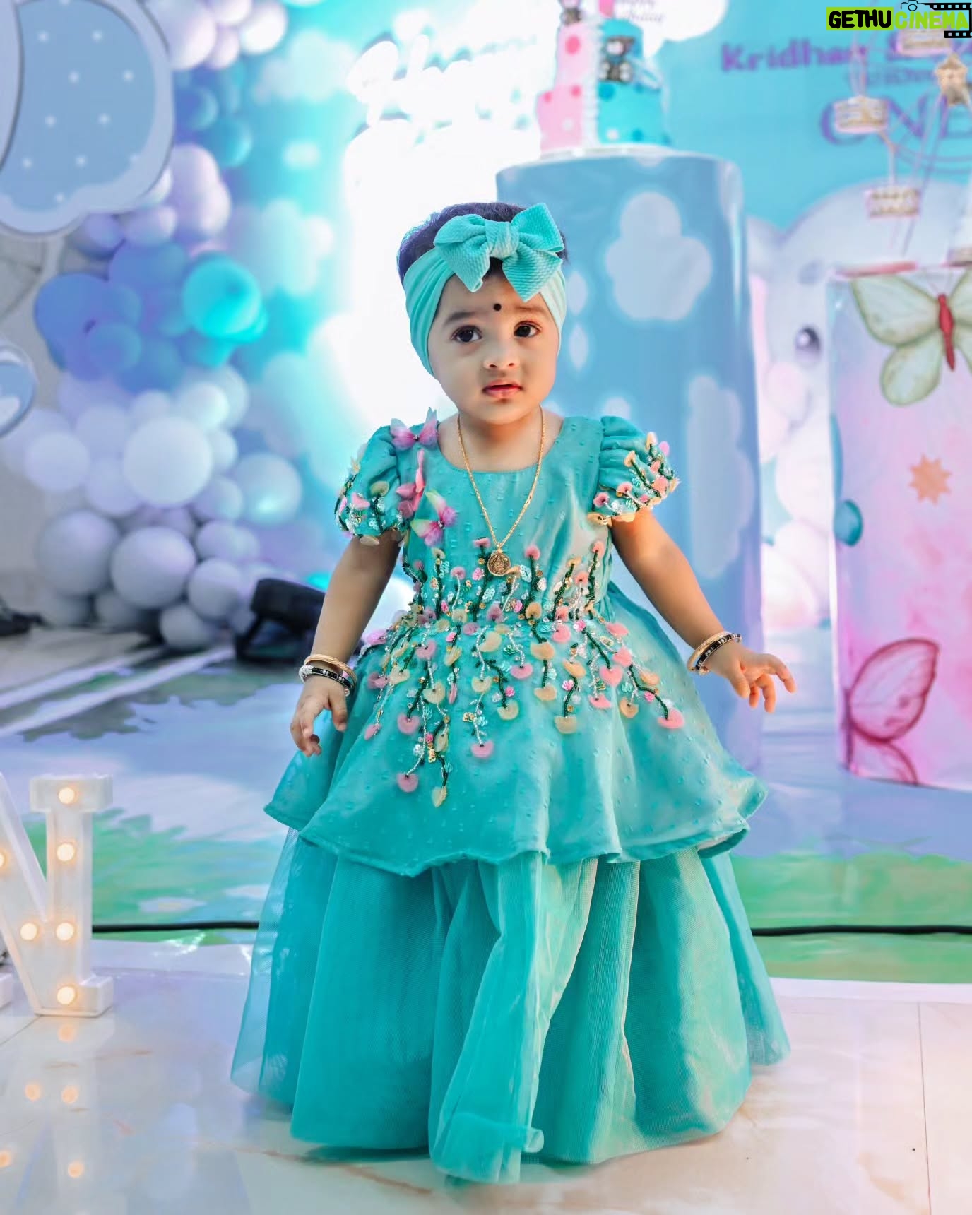Shwetha Bandekar - 15.6K Likes - ❤️❤️❤️❤️
.
Decor @best_event_entertainments
Photography @jaihindh_photography
Family combo dresses from @frontiers_fashion_lounge
Organised and managed by @sparkling_starz_events & @rajesh_chandrasekaran__
#shwethabandekar #sb #kstwins #birthdaycelebration #twinbirthday #happyus #positivevibes #love #twinmom #happybirthday #twins #firstyearbirthday #celebration #twindad #instalove #instafashion #bluetheme