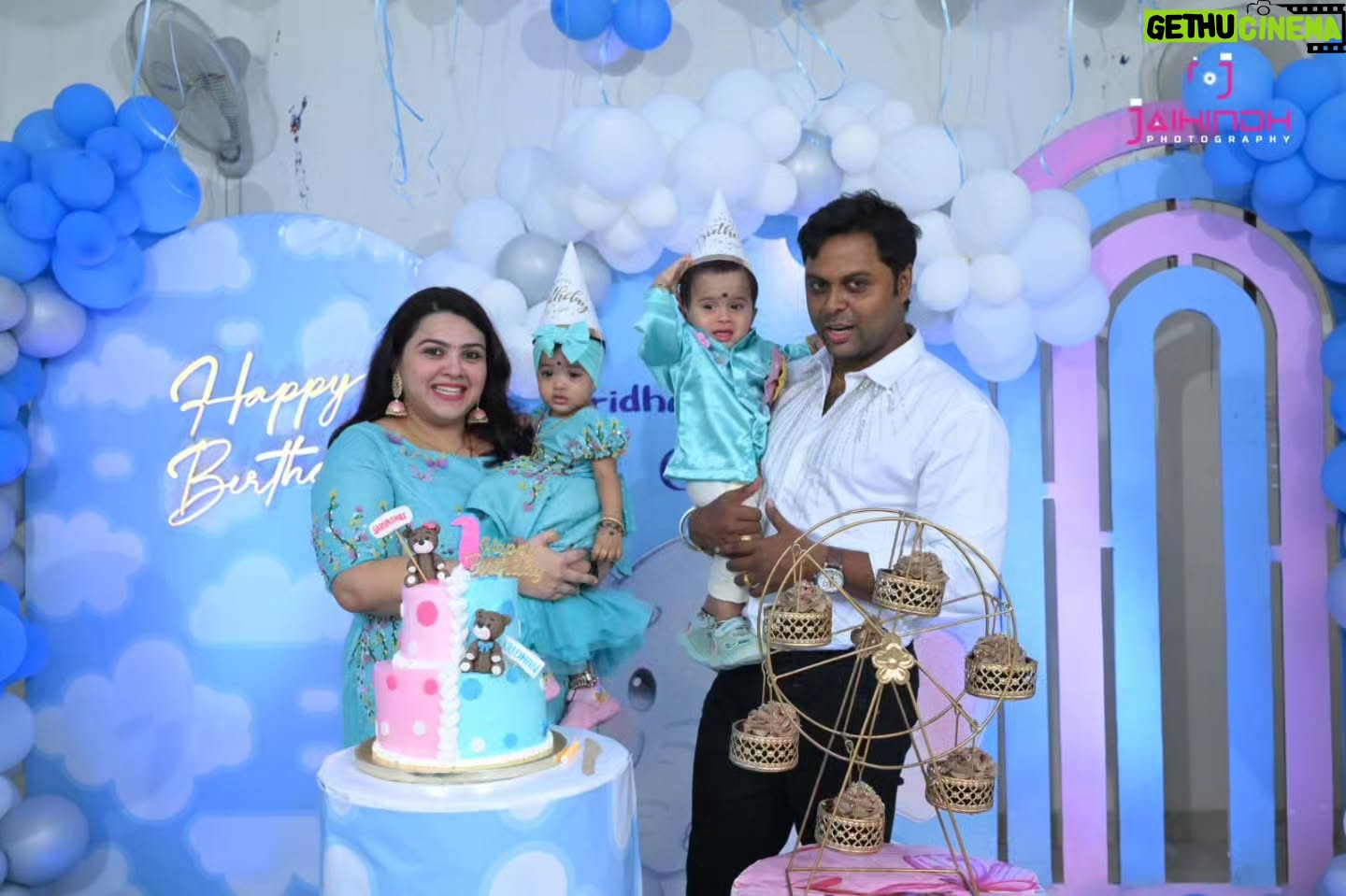 Shwetha Bandekar - 8.9K Likes - My twins birthday celebration pics.. ❤️❤️❤️❤️
.
Decor @best_event_entertainments
Photography @jaihindh_photography
Family combo dresses from @frontiers_fashion_lounge
Organised and managed by @sparkling_starz_events & @rajesh_chandrasekaran__
#shwethabandekar #sb #kstwins #birthdaycelebration #twinbirthday #happyus #positivevibes #love #twinmom #happybirthday #twins #firstyearbirthday #celebration #twindad #instalove #instafashion #bluetheme