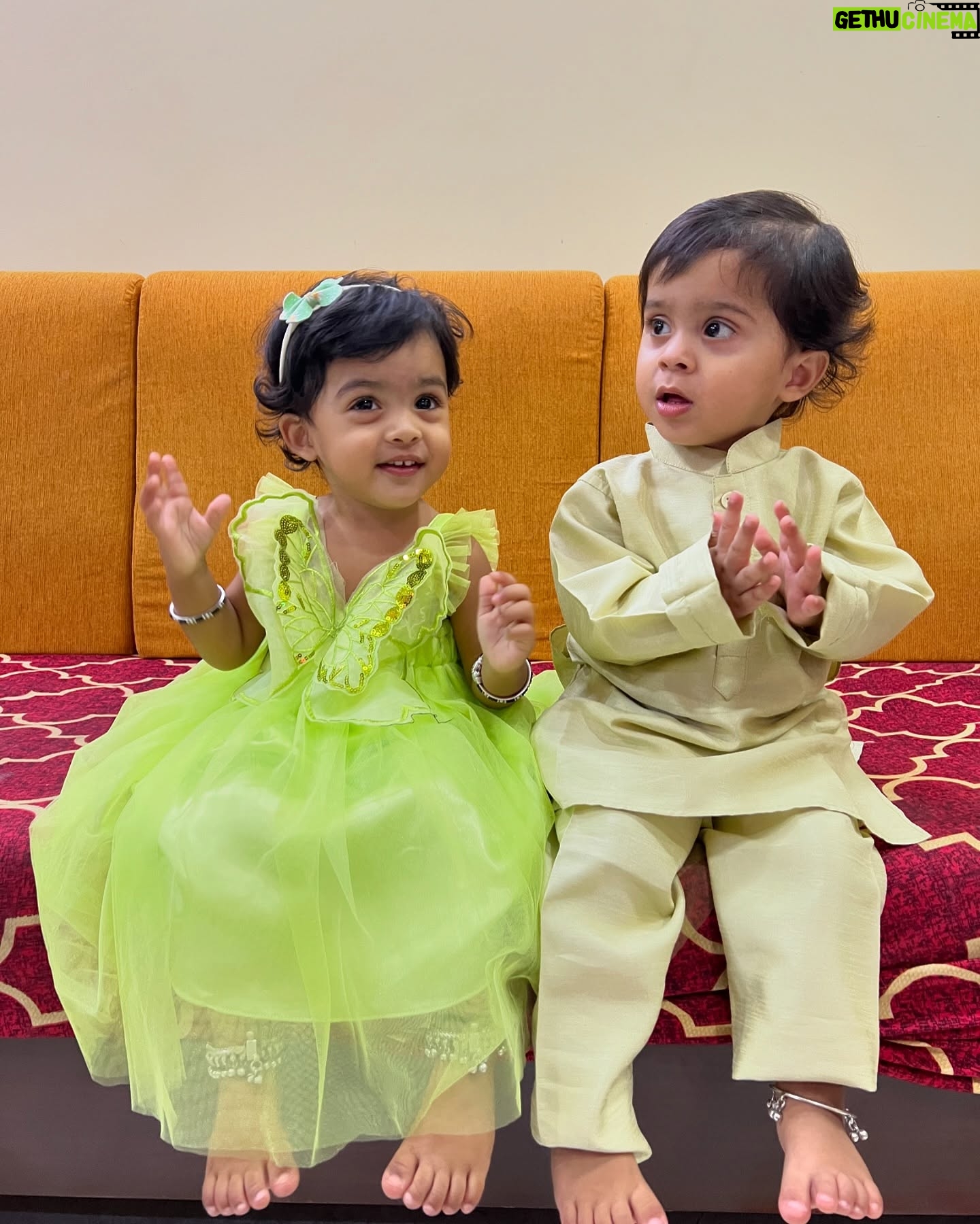 Shwetha Bandekar - 4.9K Likes - #incollaboration with @firstcryindia
Happy Pongal wishes to all our insta family…
Pongal is our cultural festival… Our family members come together and decorate our home with colour full rangoli , we will prepare a sweet Pongal along with special dishes and offer to god..
Discount going on first cry 50% off on fashion and 42% off on everything else using my code ShweBandH25
#pongalwithfirstcry25 #pongalwithfirstcry #pongalcelebration #instagood #instalike #festival #festivetime #firstcryfashion ##firstcry#firstcryindia @firstcryindia #fussnowatfirstcry