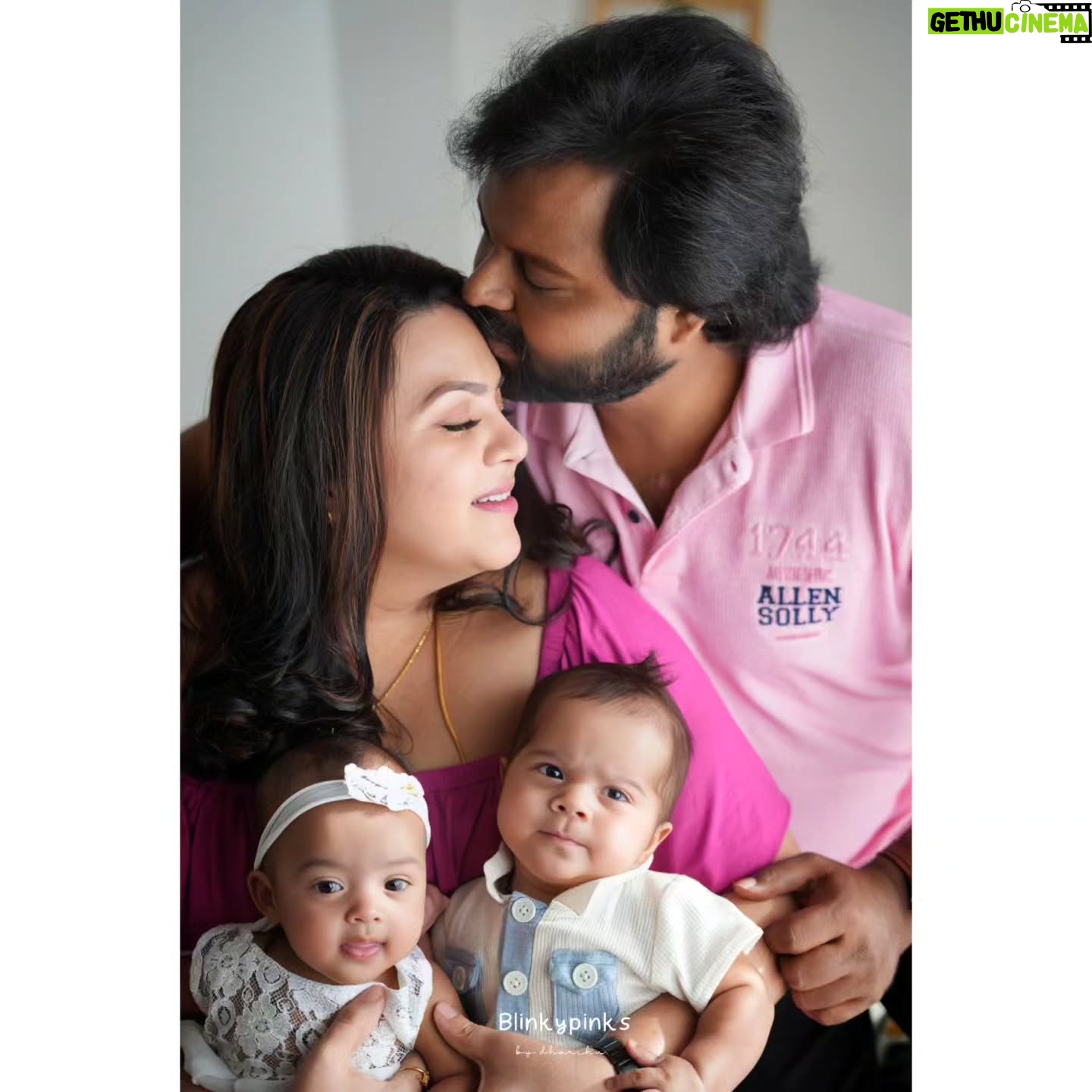Shwetha Bandekar - 21.6K Likes - Happy New Year to all my insta family 💖💖💖
Muah @profile_makeover
Hair @mani_stylist_
Location @artista_propshop
Click @blinkypinksbydharshu
#shwethabandekar #sb #instagood #happymoments #newmom #newyear #happynewyear2024 #twinbaby #twinmom #doublehappiness #love #happyfamily #malmaruga #malandswapna #instalove #kstwins #family #happyus