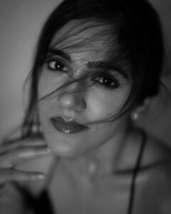 Actress Simran Choudhary HD Photos and Wallpapers February 2025