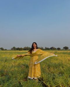 Actress Simrat Kaur HD Photos and Wallpapers February 2025