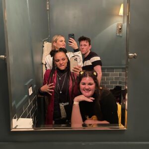 Sisi Stringer Instagram - Sisi and Keeley colonise America (mirror selfies only)