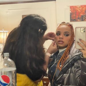 Sisi Stringer Instagram - Sisi and Keeley colonise America (mirror selfies only)