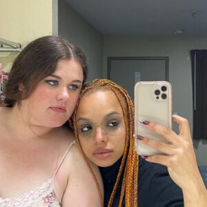 Sisi Stringer Instagram - Sisi and Keeley colonise America (mirror selfies only)