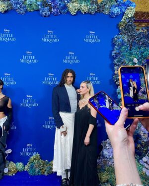 Sisi Stringer Instagram - @disneylittlemermaid magic with the besties 

thanks to @_aje_ & @stephaniedelll