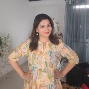Smita Shewale Instagram - She just shines 😊 shoot day 🎄🎉
#smitashewale #marathimotivational #marathifilm mulgi #pune #maharashrian #youtuber #smitashewaleyoutubechannel