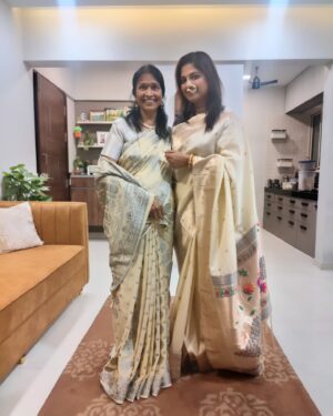 Smita Shewale Instagram - Happy Diwali 🪔 
#diwali #smitashewale #festival #kabirsmom #gratitudeattitude