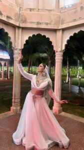 Actress Sneha Gupta HD Photos and Wallpapers January 2025