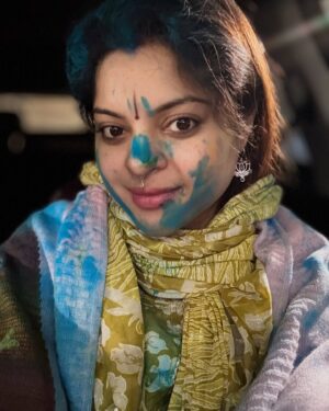 Sneha Wagh Instagram - Swipe ➡️ to watch me in Shyam Rang 🤭
Vrindavan mein aaj se shuru ho gayi Holi ……
Happy Basant Panchami aur Hamare Thakur Ji ki dekho Dantaavali 😁
.
.
.
#radheradhe #radheshyam #vrindavan #holi #basantpanchami #radharaman #radha #krishna #snehawagh #sarangesneha #love