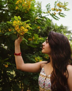 Sona Olickal Instagram - 🌴

Shot by @premsampaul