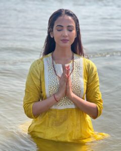 Actress Sonal Chauhan HD Photos and Wallpapers February 2025
