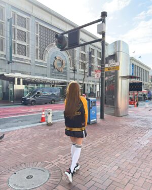 Song Yuqi Instagram - My all-star journey!!!! Still can’t believe I was there to watch those amazing shows🥹 Huge respect to all the players who gave us a show filled with passion, skills, and unforgettable moments. Hope everyone can be healthy!! My best wishes!!
Again.Really appreciate it!Thank you for inviting me😊