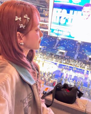 Song Yuqi Instagram - My all-star journey!!!! Still can’t believe I was there to watch those amazing shows🥹 Huge respect to all the players who gave us a show filled with passion, skills, and unforgettable moments. Hope everyone can be healthy!! My best wishes!!
Again.Really appreciate it!Thank you for inviting me😊