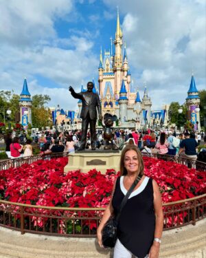 Sonia Fried Instagram - Linda experiencia de estar con mi familia en Disney 😍🏰🇺🇸 
#orlando #familia #happyholidays