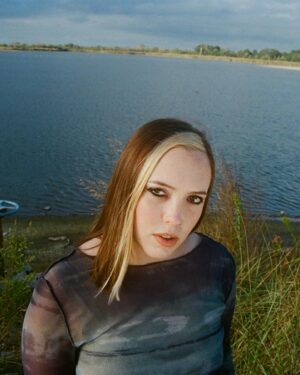 Sophia Regina Allison Instagram - DC! Our show sold out, so we just added a second one at @theatlantis_dc on Jan 28 😊 tix are on sale now

 📸 @annamalize