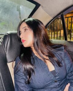 Actress Soumitrisha Kundu HD Photos and Wallpapers January 2025
