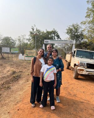 Sravana Bhargavi Instagram - This was a No network vacation . And we had all the fun we could.
This was a different kind of vacation than what my parents were typically used to.
Its pretty evident in these pictures and videos that my parents had a lot of fun in this trip.
Although there was no sighting of the big cat, these 3 days were no less remarkable.
Trip , accommodation, commute was curated by @pariksheetd  @thesafaribuff .
Thankyou for gracefully handling our last minute travel challenges as well ❤️❤️