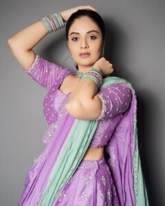 Actress Sreemukhi HD Photos and Wallpapers February 2025