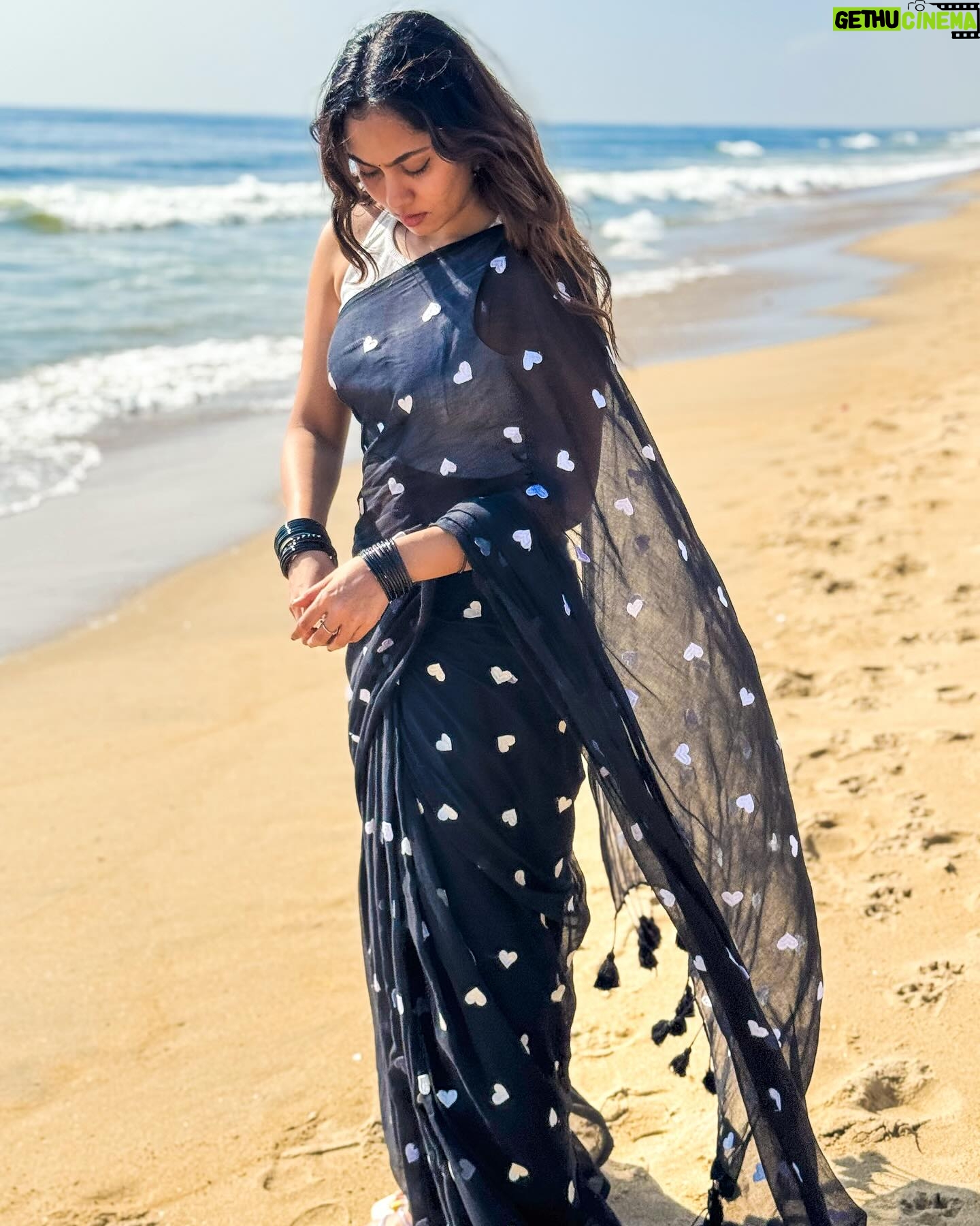 Sreethu Krishnan - 93.6K Likes - One step closer 🌝✨…
Wearing @kaithari_studio
#sreethukrishnan