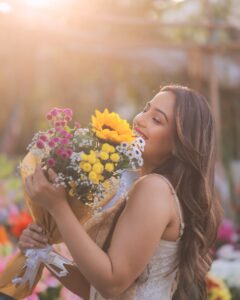 Actress Srishty Rode HD Photos and Wallpapers January 2025
