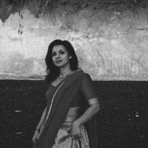 Actress Sruthi Hariharan HD Photos and Wallpapers February 2025