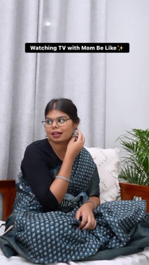 Subhalaxmi Parida Instagram - Only if mom believed in me, the way Akshay believes in Harpic! He is risking going on sanyas for Harpic and my mom won’t even change the channel for me!

#ad

#HarpicSeBetterKaun #chennaicreator #chennai #tamilcomedy #tamilreels #chennaiactress