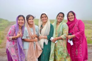 Suhana Basheer Instagram - Happiness is being surrounded by my favorite girls! 💕🥰

Click - @basheer_bashi