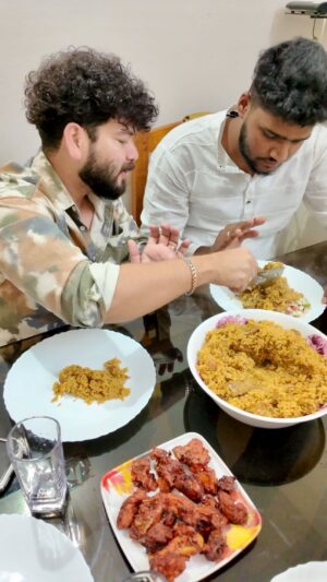 Suhana Basheer Instagram - Mamma’s Special - Mangalore Style Meat Dum Biryani 😋 

#mangaloredays #familylove