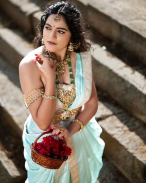 Sukrutha Wagle Instagram - When a woman embraces her feminity ✨✨, she embraces the beautiful creation of the Devine 💫 💫#feminine

Gorgeous @makeoverbylakshminaveen planned the whole makeover for me and for the first time ever someone approached me for traditional Periodical look 💫
She created a magic 🪄 with her brushes and draped this beautiful Saree from @dt_bridalstudio
Whilst the jewelry from @__nyra_jewels__ complimented the whole look. 
A team of experts @prashu_photographer captured the magic ✨ 

#Sukrutha #sukruthawagle #actress #makeover #traditional  #traditionalsaree #sareedraping #indianbridalmakeup #indianbridaljewellery #creativephotography