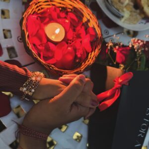 Suman Pattnaik Instagram - Ok so I don’t know what to write actually 🤣 I just wanted to freeze that moment right there 🥲 our 1st ever proper Candle Night Date 🙈🤗 that to on such a special day I mean on Valentine’s Day ❤️ I hope you liked it baba 🥲 I love you so much and just wanna celebrate everyday with you for the rest of my life😍 plz be my valentine forever 🌹 yehhhh I’m so so so happy 🙈🤗