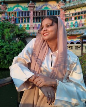Sunaina Basheer Instagram - Glow where the sun goes.🌤️🧡
