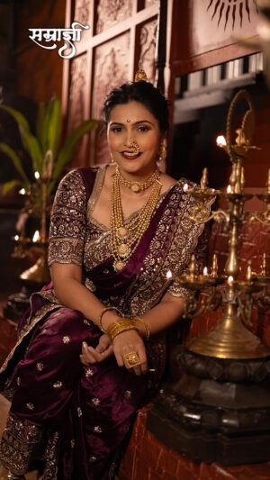Surabhi Hande Instagram - सम्राज्ञी 🪷 | The Empress ✨

In frame: @surbhihandayofficial
Photography: @neiblues @la_augustus
Makeup: @golden_wings_art_solutions_24 
Cinematography: @theeperfectpictures @dixit_omkar_photography 
Costumes: @panache_the_rental_boutique 
Title Suggestion: @the_prashant_munfan

#surbhihande #celebrity #marathicelebrity #films #model #diwali #festival #traditional #culture #elegance #joy #photography #cinematography 

(marathi, movie, celebrity, diwali, indian, festival, model, culture, photography, elegance, grace, cinematography)