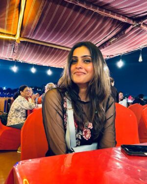 Surabhi Hande Instagram - Living my life with a compass 🧭 and not a clock ⏰ 

✨✨✨✨✨✨✨✨✨✨✨✨✨✨✨✨✨

#travel #nature #travelphotography #photography #love #photooftheday #instagood #travelgram #picoftheday #instagram #beautiful #photo #wanderlust #naturephotography #adventure #art #travelblogger #instatravel #landscape #like #summer #explore #trip #vacation #follow #traveling #igig #couchsurfing #black #fashionable
