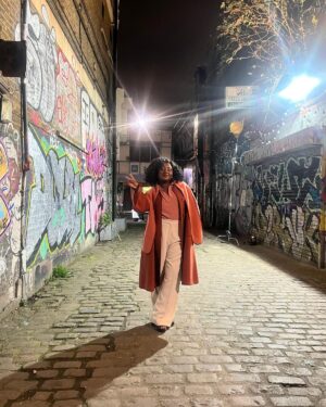 Susan Wokoma Instagram - CHEATERS SERIES 2 IS NOW AVAILABLE TO WATCH ON @bbciplayer. 

(And starts tonight on @bbcone at 9.45pm if that tickles your fancy)

ENJOY x

:
:
:
:
:
:
:
:
:
:
:
:
:
:
:
:
:
:
:
:
:
:
:
#cheaters #comedy #bbc #bbciplayer #joshuamcguire #calliecooke #jackfox #susanwokoma #andreavalls 
#shilohcoke #cheating #sex #relationships
