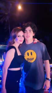 Actress Sussanne Khan HD Photos and Wallpapers May 2024