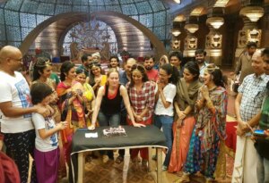 Suzanne Bernert Instagram - Today is the 10th anniversary of the first telecast of  #chakravartinashokasamrat tv series. I have posted a few pictures of what reflects the journey and am feeling blessed that fans who came to join me here on Instagram, still are here with love and support 💖😍💖 

Link of Article @siagarwal122 in my Instastory or just google
.
.
.
#suzannebernert #cas #indiantelevision #actingislife🎬 #queenhelena