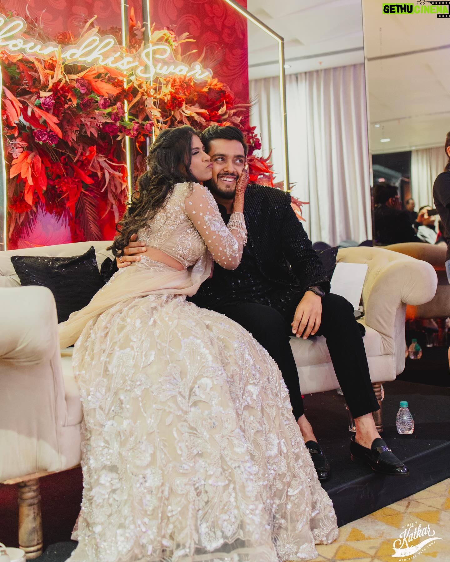 Swarda Thigale - 2.5K Likes - Six months ago today we danced our hearts out…it was our Sangeet night…best night of our life before it was gonna change forever for good 🥰 couldn’t wish for anything but to be in each other’s arms in love surrounded by our loved ones celebrating this beautiful union of Me & @siddharth.raut…we were just little kids dancing giggling feeling our hearts beating loud and saying out loud…
🎹it’s a beautiful night…
we’re looking for something dumb to do..
hey Baby i think i wanna Marry You 👩❤️👨
Also our Haldi and Sangeet Vlog is out on my YouTube channel do watch all the fun and behind the scenes😍
#sangeet #wedding #happy #blessed #love #celebration #wedmegood #wed #weddingphotography #party #dance #sidfoundhisswar