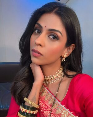 Swarda Thigale Instagram - Khoobsurat ♥️ 

#saree #saaj #mukta #shootingdiaries #premachigoshta @star_pravah