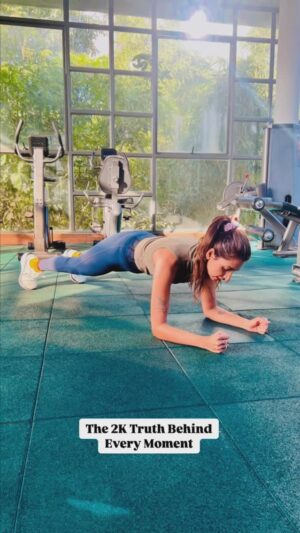 Swati Gandhi Instagram - Clumsy steps, flawless captures! 🤦🏽‍♀✨ With OPPO Reno13, every moment shines in 2K clarity. Here’s to a stylish and confident 2025! 📱💃 @oppoindia 
#OPhone #OPPO #AILivePhoto #NewPhoneReveal #HappyNewYear2025

#OPhone #OPPO #NewPhone #NewPhoneReveal #2KClarity #AILivePhoto #2025 #HappyNewYear2025 #HNY2025

[OPPO, OPhone, Capture the Unexpected, 2k Clarity, NewPhone,NewPhoneReveal, 2024, 2025 happynewyear2025, HNY2025, AI Live photo, Live photo feature]