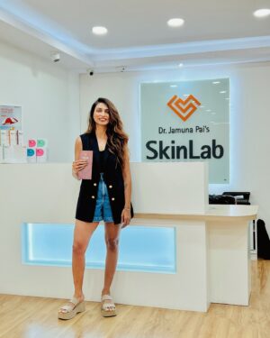 Swati Gandhi Instagram - Just completed 3rd session of my laser hair reduction treatment at Dr. Jamuna Pai’s SkinLab. I've already seen a 70% reduction in my hair growth with only 2 sessions. The clinic’s staffs are professional and also highly attentive, making me feel at ease throughout the entire treatment process. Only few more sessions to go to achieve smooth, hair-free skin.

They have the best USFDA approved gold standard pain free laser machine done by qualified doctors targets hair follicles for long-lasting results. The process is quick and comfortable with no downtime. I highly recommend SkinLab, Bangalore for their expertise and exceptional care!
Come visit Dr. Jamuna Pai’s SkinLab on Vittal Mallya Road.
Contact: 7259200200
#LaserHairRemoval #SmoothSkin #HairFree#bangaloreclinic#cosmetologyclinic#bestclinicinbangalore
#SkinLabBangalore
@SkinLabIndia
@rajathi.kalimuthan
