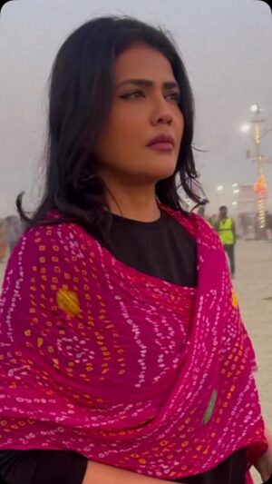Sweta Singh Instagram - सब स्वस्थ रहें। सुरक्षित रहें। बसंत पंचमी सबके लिए सुखद हो 🙏 #mahakumbh #kumbh #prayagraj